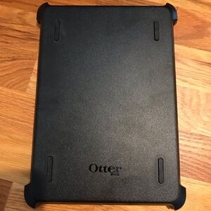 ▪️Otter Box iPad Cover